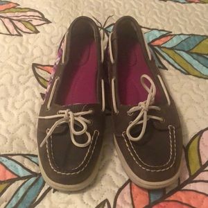 Sperry boat shoes worn once